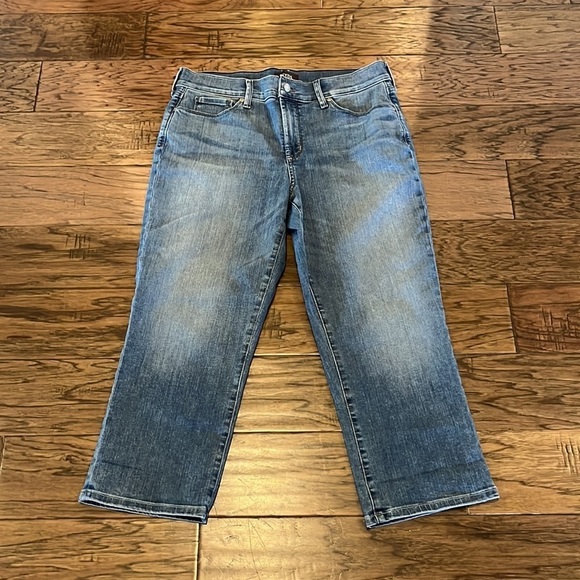 NYDJ Marilyn Crop Size 12 - Picture 1 of 16